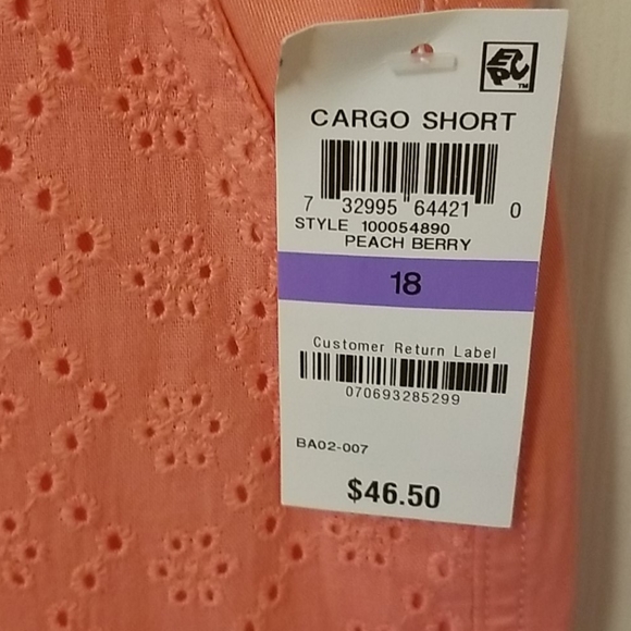 Style and Co. Shorts - Picture 3 of 3